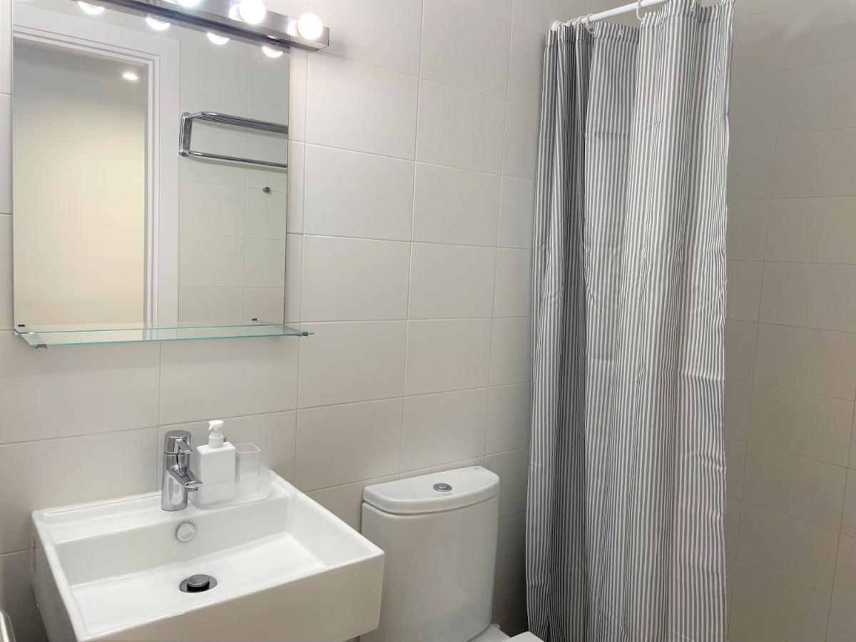 Traire - Apartamento Luminoso Cerca Del Centro Кадакес Экстерьер фото